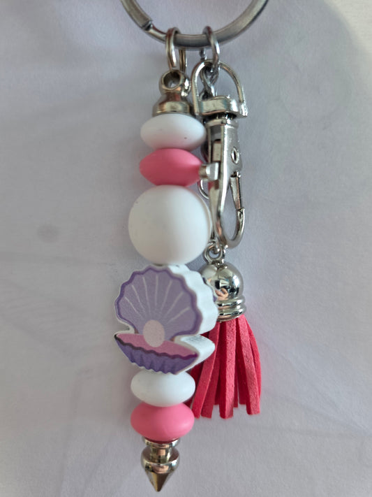Pearl of the Sea Keychain